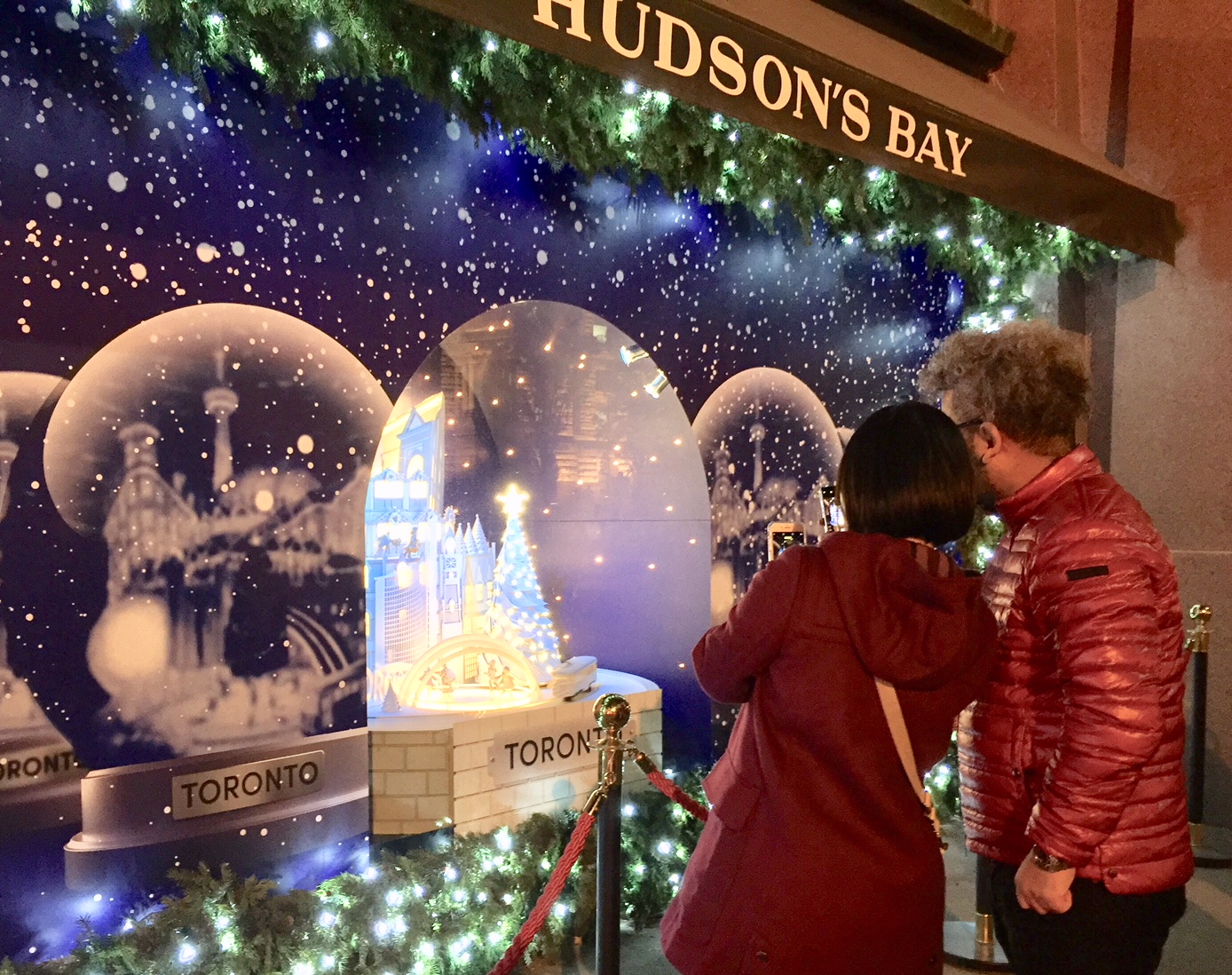 Pentatonix kicks off the Christmas season at Hudson’s Bay holiday window unveiling