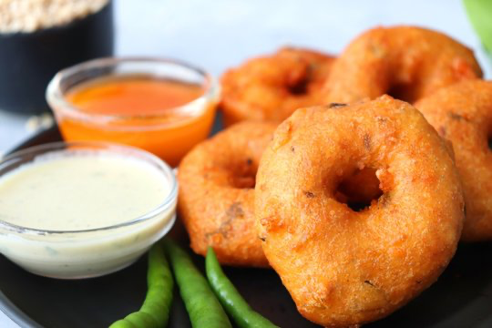 Culinary Roots: How Medu Vada Bridges the Gap